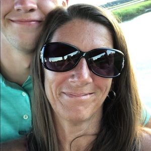 Meet your Posher, Michele